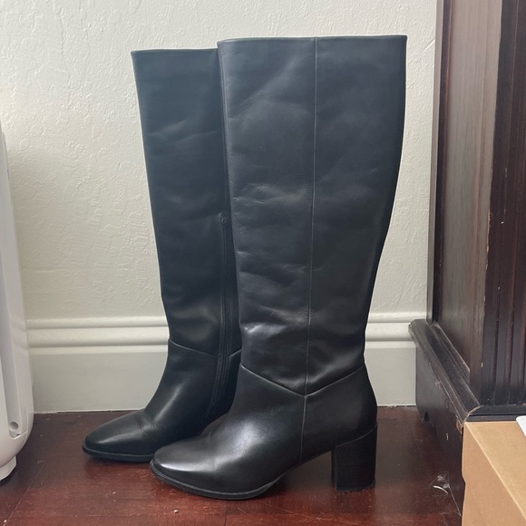 Black leather Seychelles knee high boots size 9.5 / 9 1/2 - Picture 1 of 3